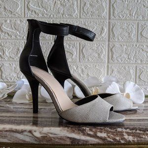 Le Chateau BNWT Real Leather Stiletto Heels Sandal